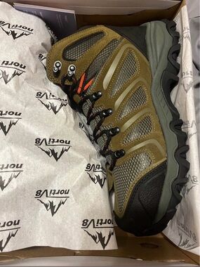 Olive Green Men's Outdoor Hiking Boot